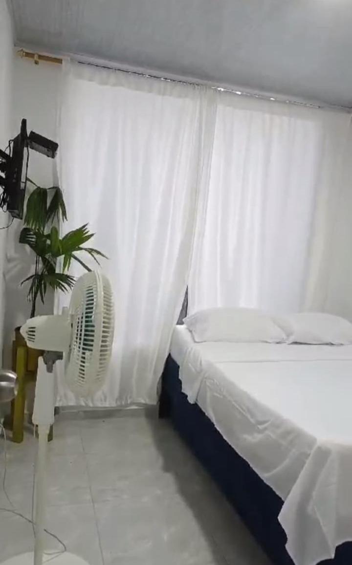 Hostal Javi Санта Марта Екстериор снимка